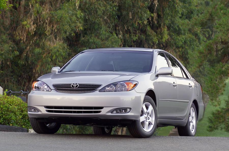  Toyota Camry 2002 года  (фото 29 из 32)